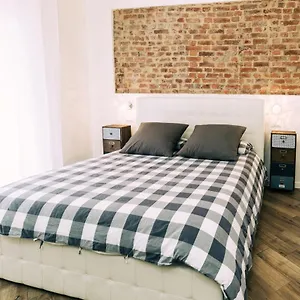 Aparthotel Mazzini 33, Lainate