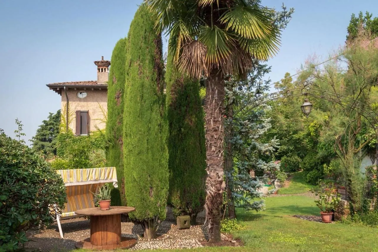 Torre De Salis Bed & Breakfast Gussago